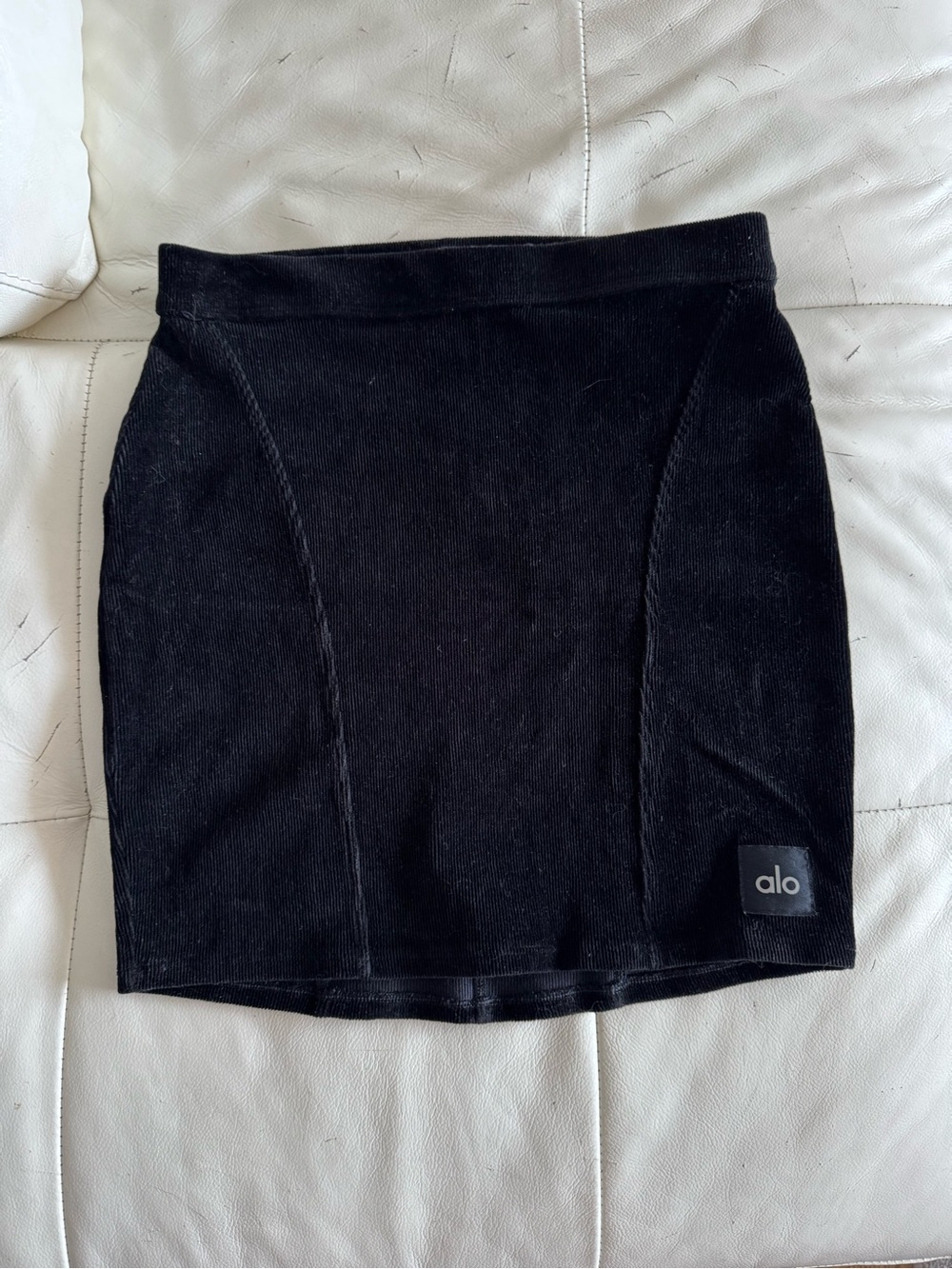ALO Yoga Black Knit Mini Skirt with Logo Patch